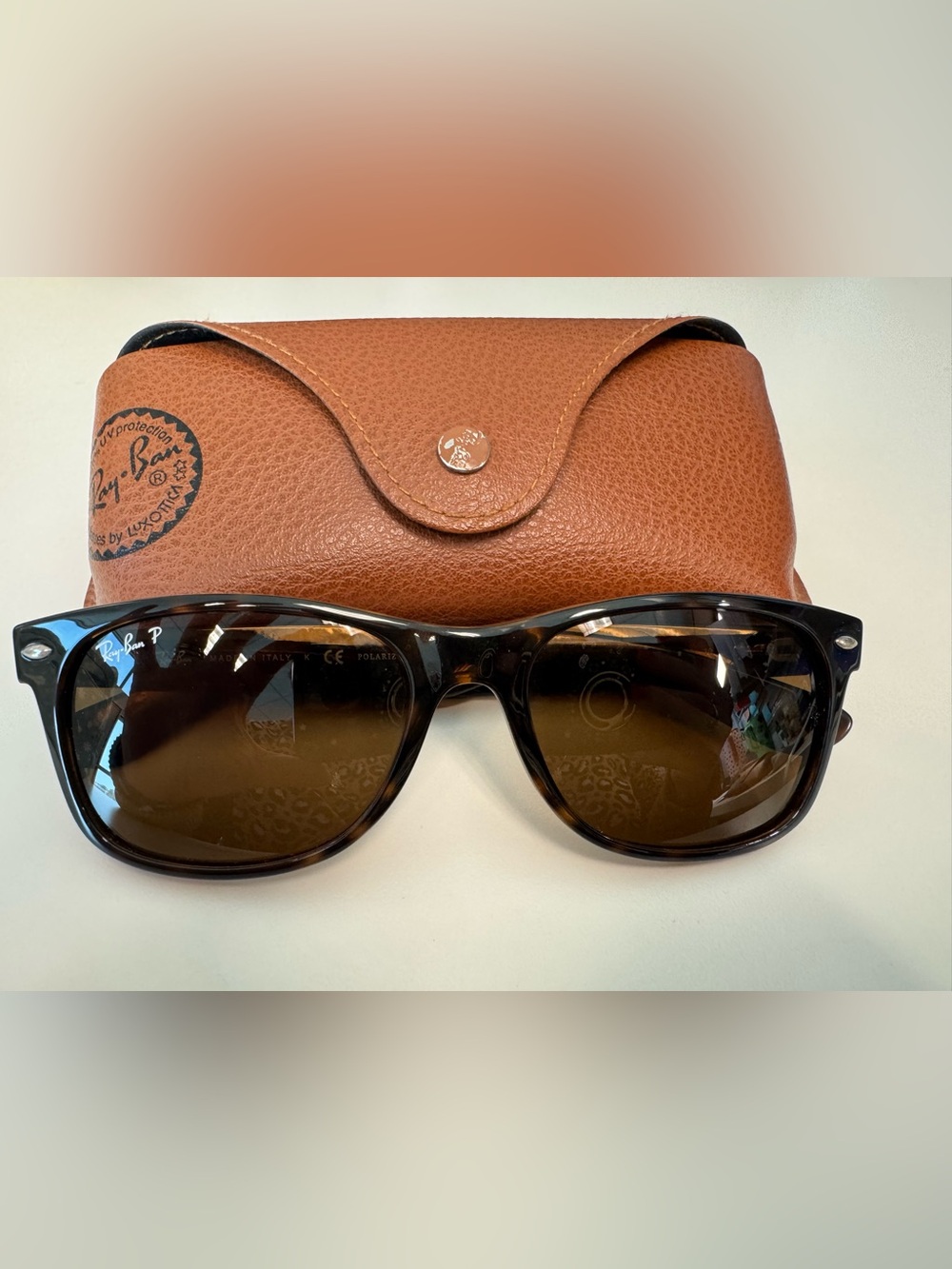 Ray-Ban Black Tortoiseshell Sunglasses with Brown Case